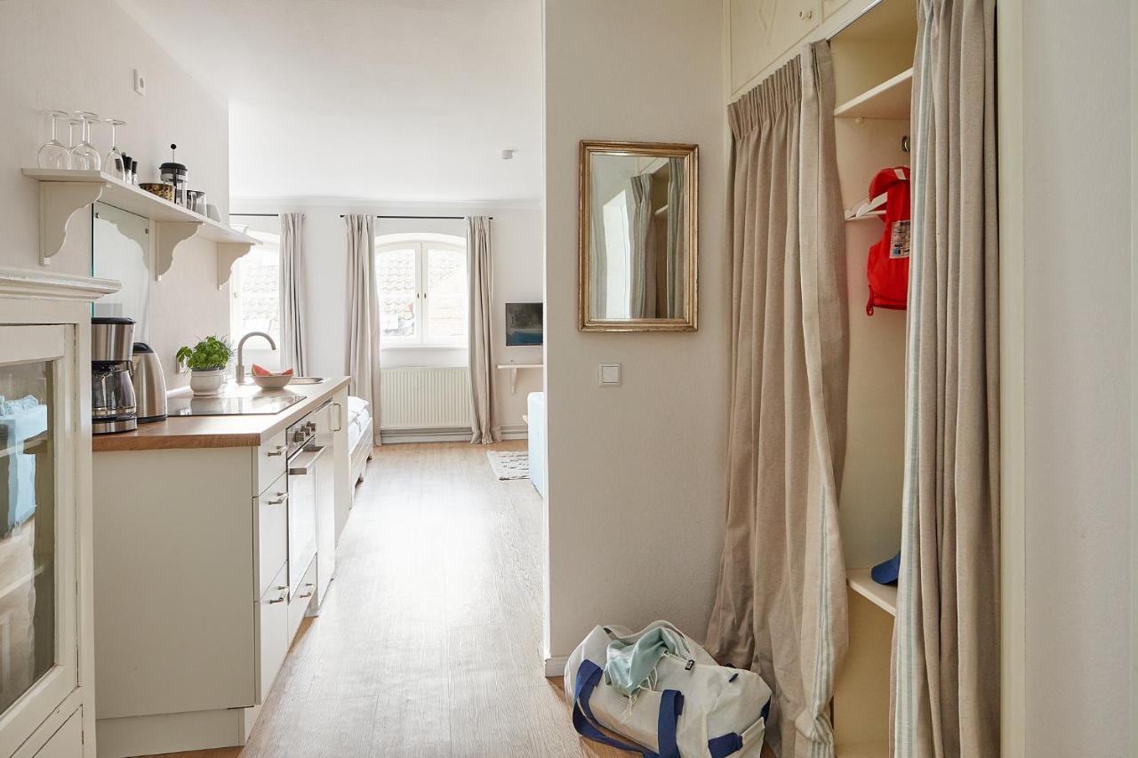 Gut Hohenstein - Meiereiappartment Barkelsby Екстер'єр фото